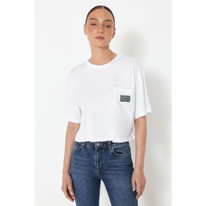 Trendyol White More Sustainable 100% Cotton Relaxed Crop Pocket and Printed Knitted T-Shirt obraz
