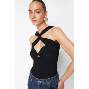 Trendyol X Zeynep Tosun Black Knitted Cut Out/Window Detailed Bodysuit obraz