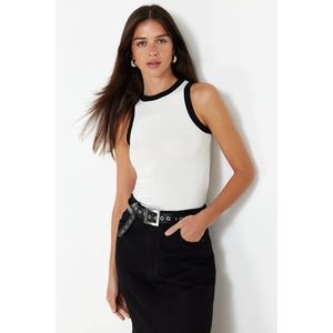 Trendyol White Halter Collar Contrast Piping Detail Ribbed Flexible Knitted Undershirt obraz