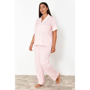 Trendyol Curve Pink Striped Shirt Collar Knitted Pajama Set obraz
