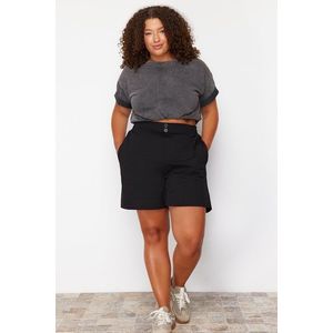 Trendyol Curve Black Button Detailed Knitted Shorts & Bermuda obraz