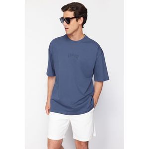 Trendyol Indigo Oversize/Wide Cut 100% Cotton Back Printed T-Shirt obraz