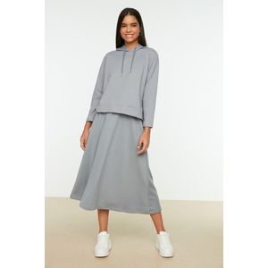 Trendyol Gray Hooded Sweatshirt-Skirt Knitted Suit obraz