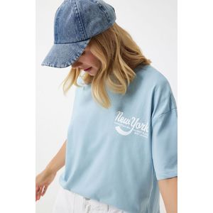 Happiness İstanbul Women's Sky Blue Printed Oversize Knitted T-Shirt obraz