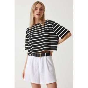Happiness İstanbul Women's Black and White Striped Oversize Crop Knitted T-Shirt obraz
