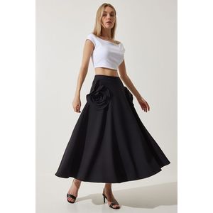 Happiness İstanbul Women's Black Rose Accessory Design Premium Midi Skirt obraz
