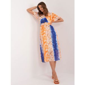 Oranžově modré vzorované šaty s páskem obraz