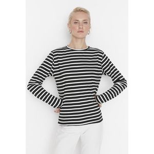 Trendyol Black Striped Regular/Normal fit Basic Crew Neck Knitted T-Shirt obraz