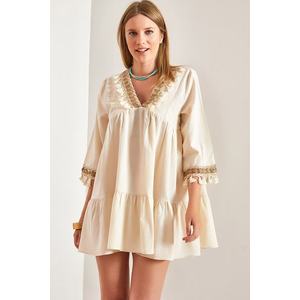Bianco Lucci Women's Tasseled Linen Dress obraz