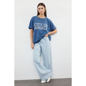 Trendyol Indigo Oversize / Wide Pattern Slogan Printed Washable 100% Cotton Knitted T-Shirt obraz