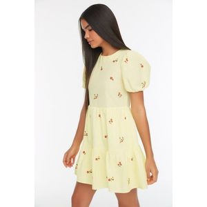 Trendyol Yellow Embroidered Woven Woven Dress obraz