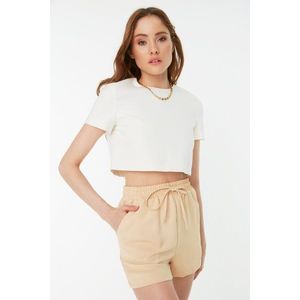 Trendyol Beige Elastic Waist Shorts & Bermuda obraz