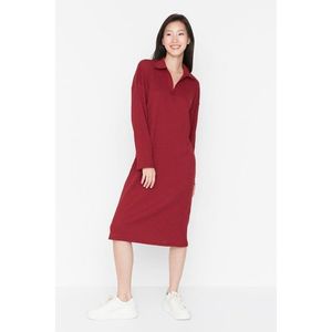 Trendyol Burgundy V-Neck Corduroy Knitted Dress obraz