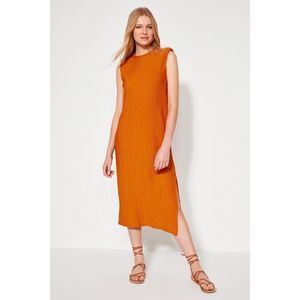 Trendyol Orange Wadding Shift/Plain Plisované midi pletené šaty obraz