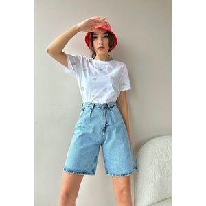 Trend Alaçatı Stili Women's Light Blue High Waist Wide Leg Bermuda Denim Shorts obraz