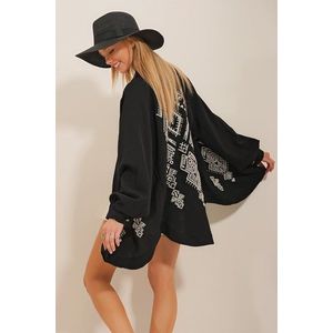 Trend Alaçatı Stili Women's Black Back Ethnic Embroidered Kimono Jacket obraz