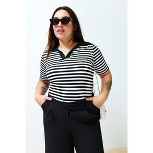 Trendyol Curve Black and White Striped Corduroy Knitted Blouse obraz