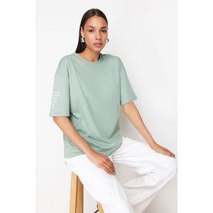 Trendyol Mint 100% Cotton Sleeve Slogan Printed Relaxed/Comfortable Fit Knitted T-Shirt obraz