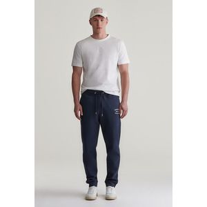 TEPLÁKY GANT SMALL GRAPHIC SWEATPANTS EVENING BLUE obraz