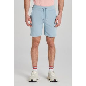 TEPLÁKOVÉ ŠORTKY GANT REG SHIELD SWEAT SHORTS DOVE BLUE obraz