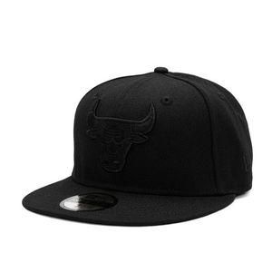 Kšiltovka New Era 59Fifty Black on Black NBA Essential Chicago Bulls Fitted cap obraz