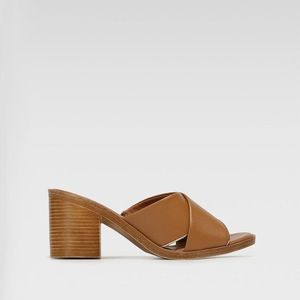 Pantofle Lasocki ARC-2289-03 Přírodní kůže (useň) - Lícová obraz